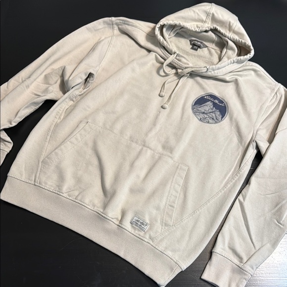 Eddie Bauer Cream Sweatshirt with Ribbed Cuffs - Picture 1 of 8